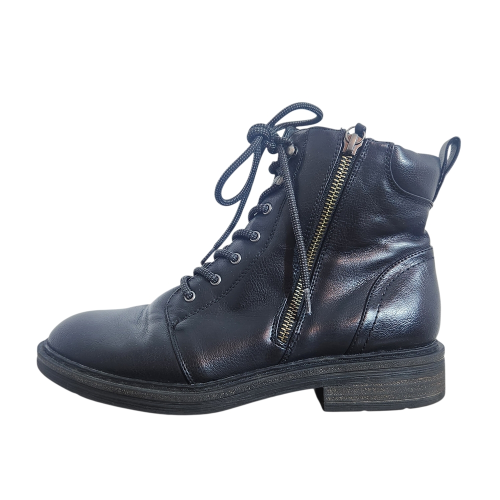 Baretraps Black Lace Up Combat Boots Size 8